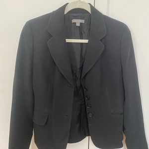 Ann taylor size 2 black suit jacket. Worn a few times but in great condition.